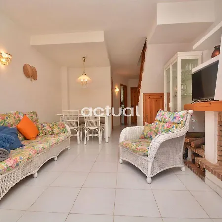 Holiday home Gaviotas 13 *